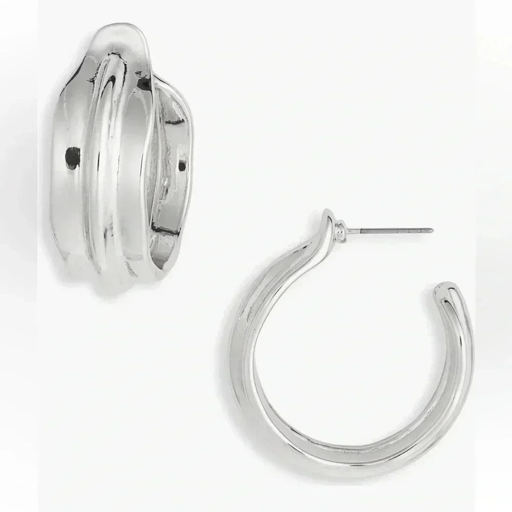 NORDSTROM RACK Wide Ripple Hoop Earrings in Silver NWT